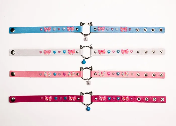 The Kinky Peach Vibrators Spoiled Kitty Choker