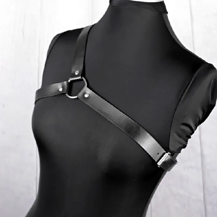 Female Sex Toys EVEs SECRETS Female PU Leather Shoulder Harness Womens Body Straps Lingerie Accessories