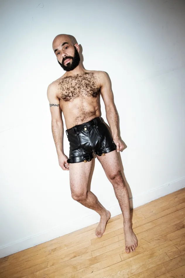 Male Sex Toys Up Front Leather Chastity Shorts Maximum Secure Fetters