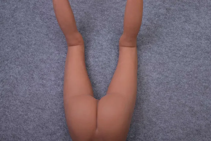 Neojoys Beautiful Half Body Big Leg Sex Tan 101cm Neojoy Female Sex Toys Neojoys Beautiful Half Body Big Leg Sex Tan 101cm Neojoy Female Sex Toys